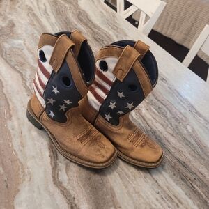 Boys Size 12D Cody James American Flag Cowboy Boots